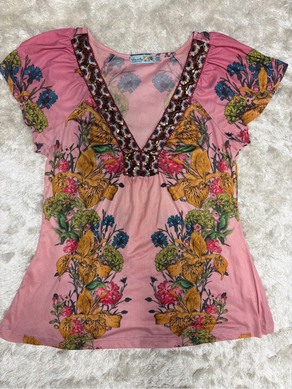 World Unity Women’s Boho Pink Floral Sequined V-Neck Short Sleeve Tunic Top